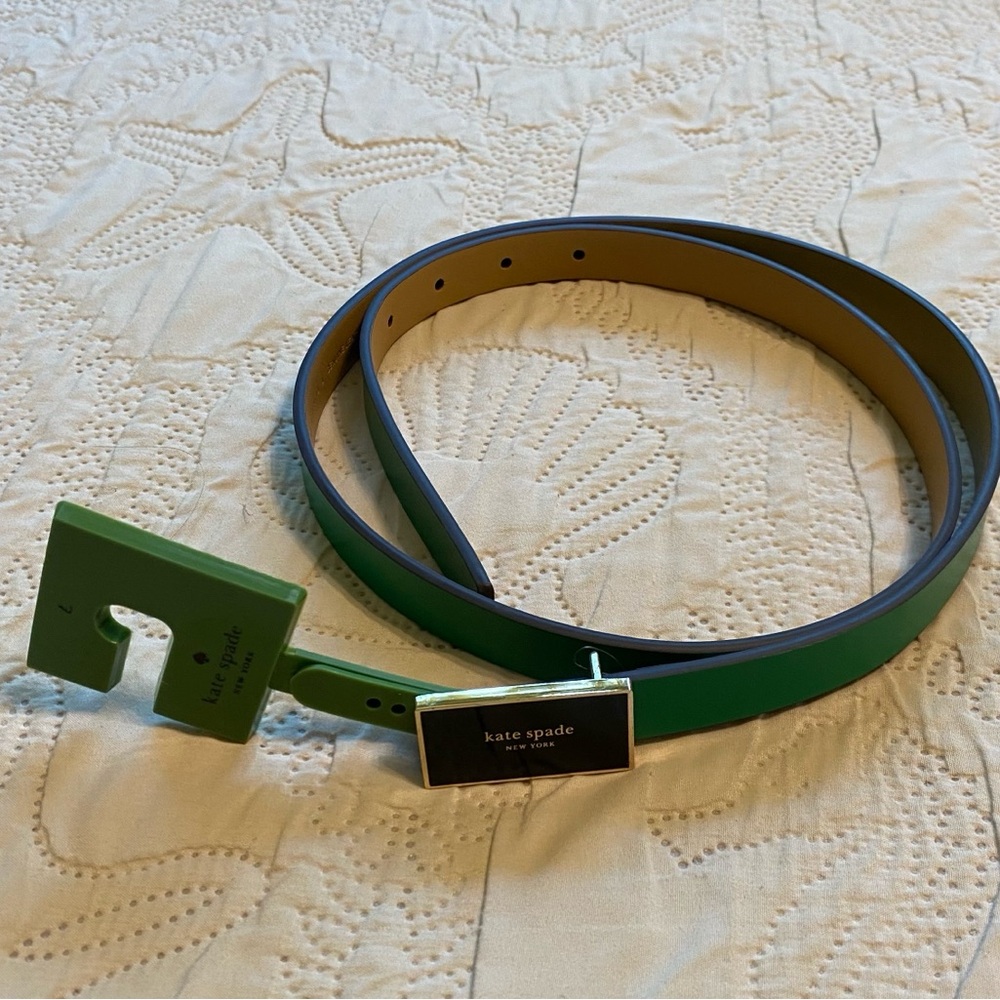 🍀NWT! Kate Spade New York Kelly Green Leather Belt